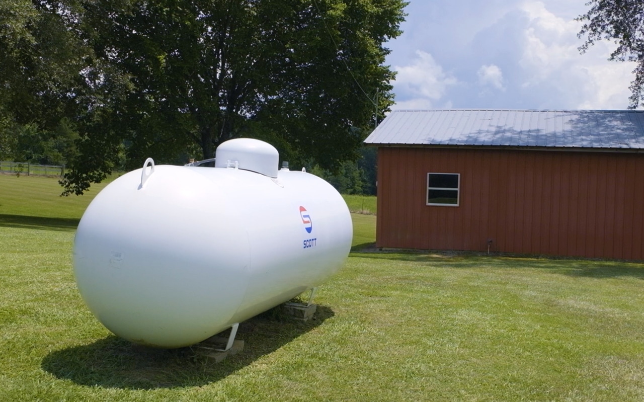 Propane tank with bard